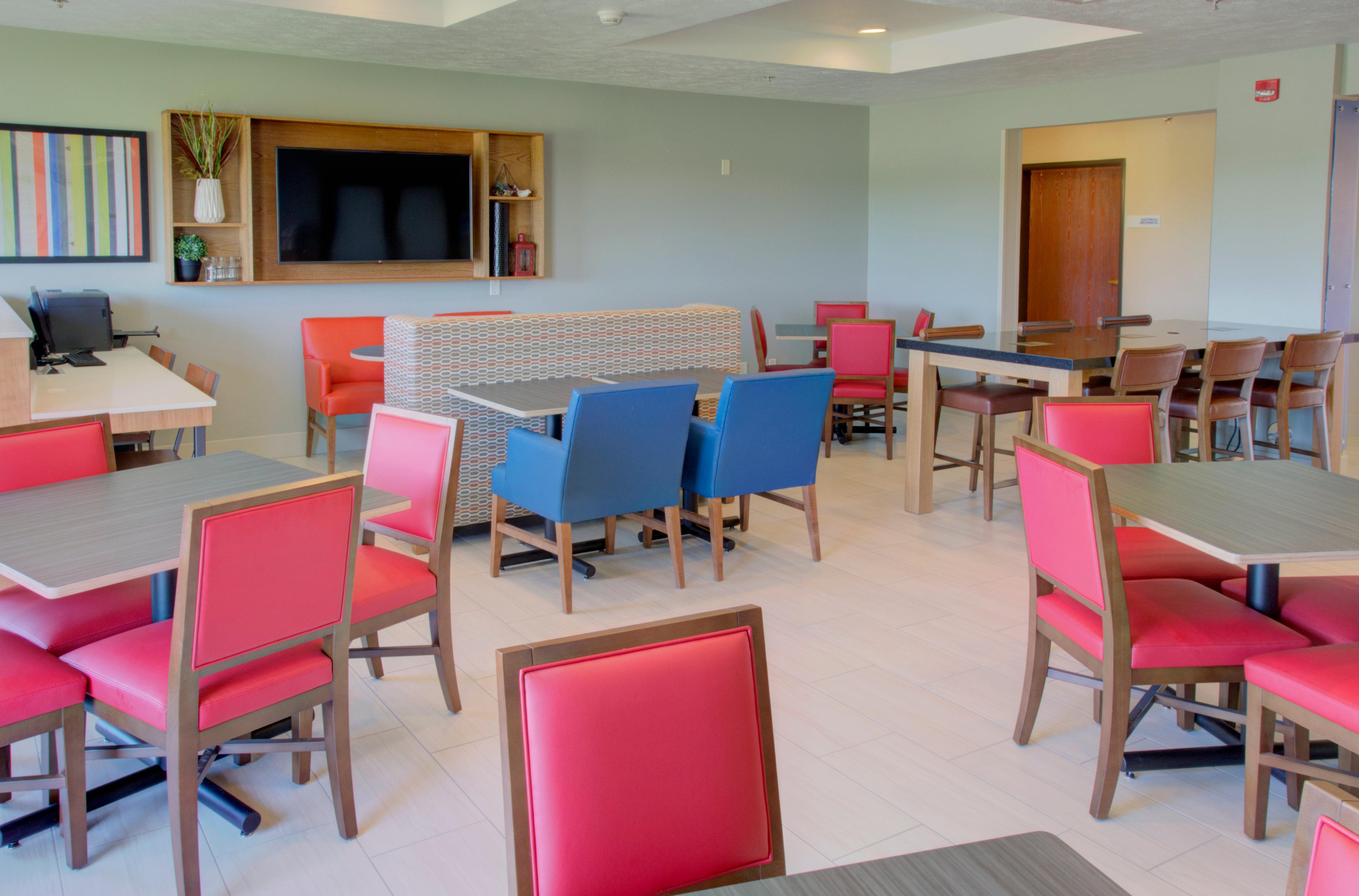 Holiday Inn Express & Suites Le Mars By Ihg Dış mekan fotoğraf