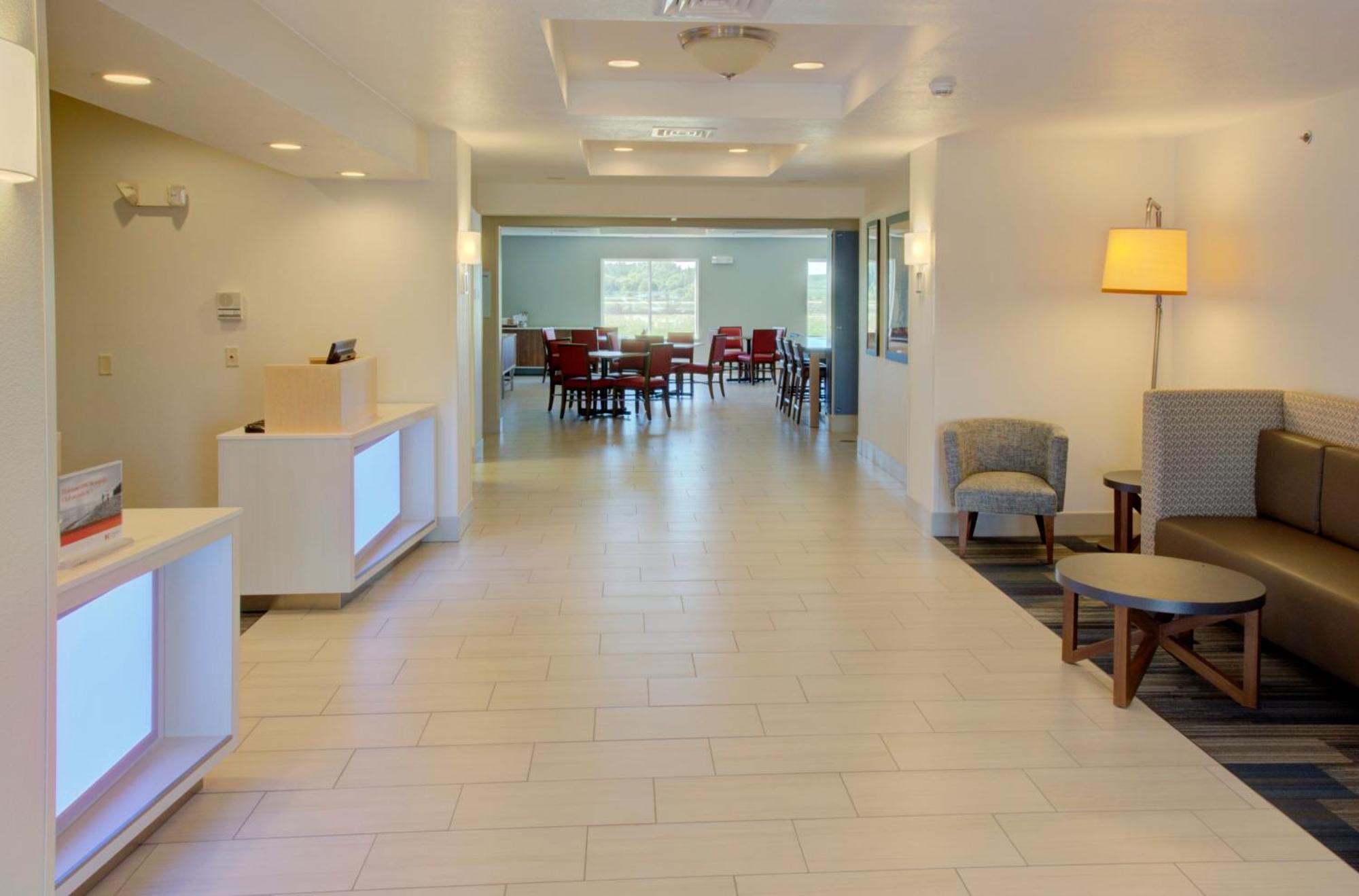 Holiday Inn Express & Suites Le Mars By Ihg Dış mekan fotoğraf
