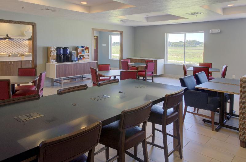 Holiday Inn Express & Suites Le Mars By Ihg Dış mekan fotoğraf