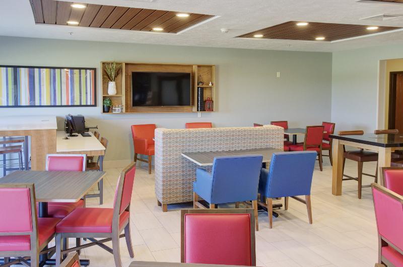 Holiday Inn Express & Suites Le Mars By Ihg Dış mekan fotoğraf